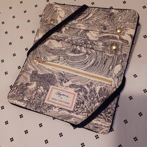 Sezane Velvet Jewelry Wrap Pouch